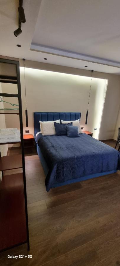 Tirana Daily Rental Apartments 1 Ngoại thất bức ảnh